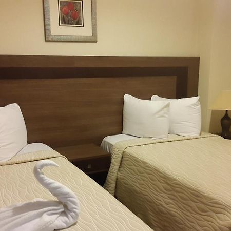 Atlantic Blue Hotel Гуаякуил Екстериор снимка
