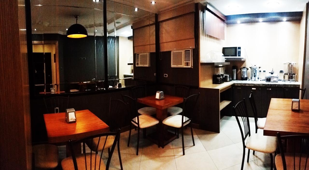 Atlantic Blue Hotel Гуаякуил Екстериор снимка