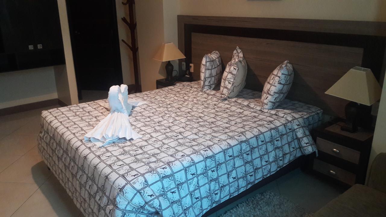 Atlantic Blue Hotel Гуаякуил Екстериор снимка