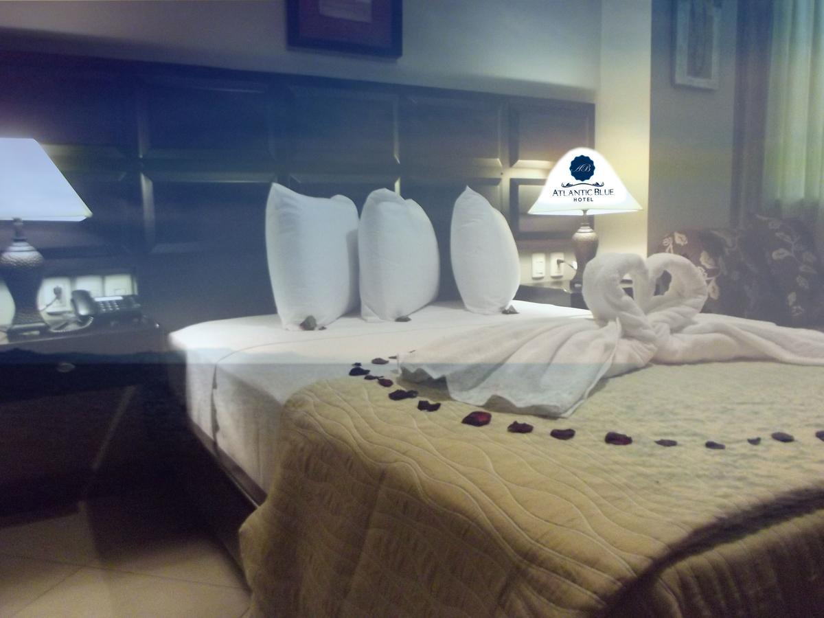 Atlantic Blue Hotel Гуаякуил Екстериор снимка