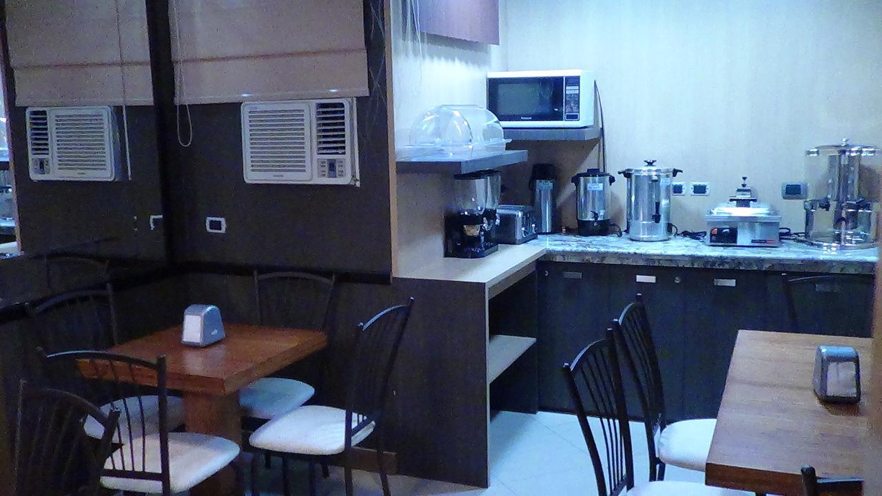 Atlantic Blue Hotel Гуаякуил Екстериор снимка