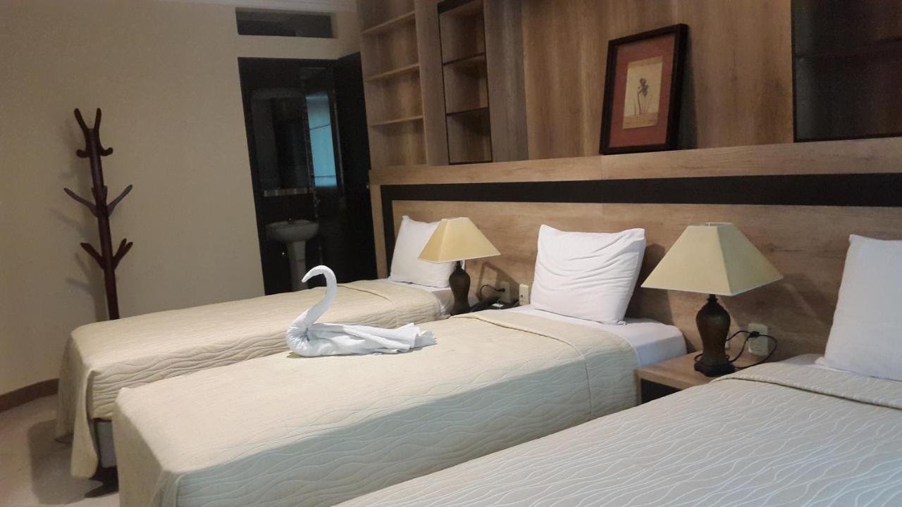 Atlantic Blue Hotel Гуаякуил Екстериор снимка